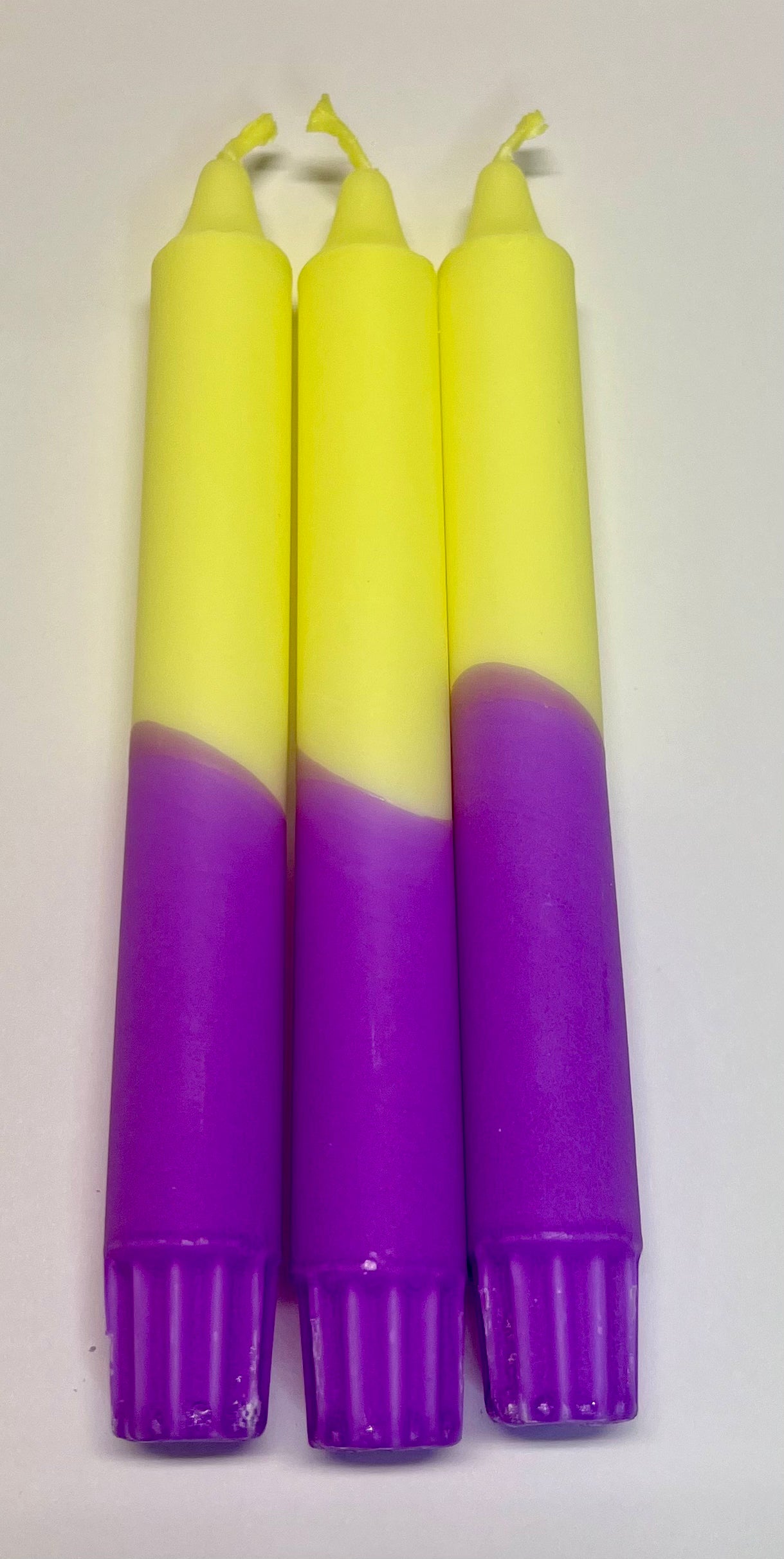 Kunstlys neon lilla/gul
