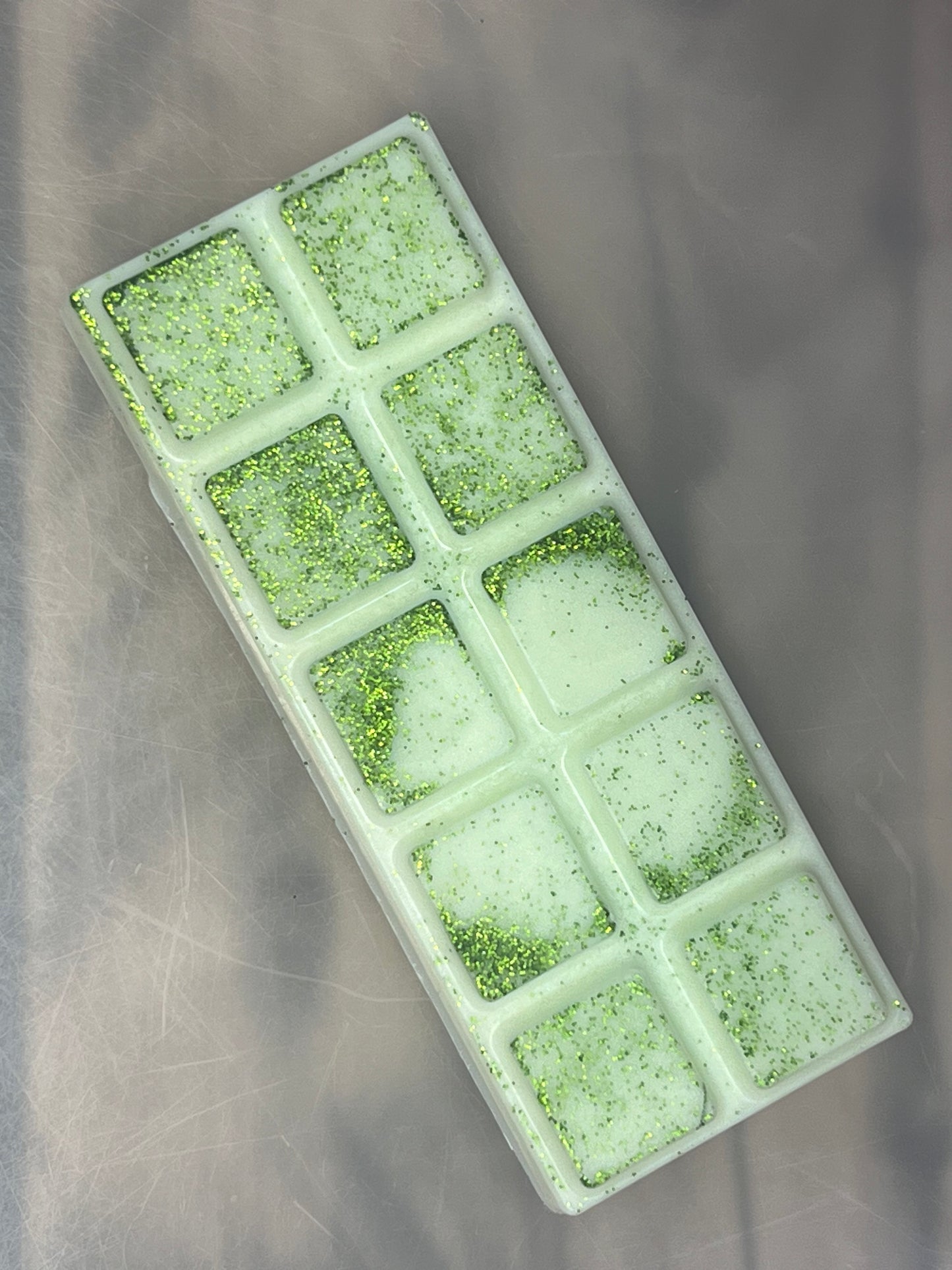 Lys grønn duftvoks/smeltevoks med grønt glitter