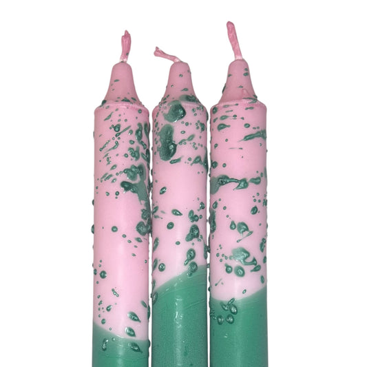 Kunstlys rosa/grønn med prikker
